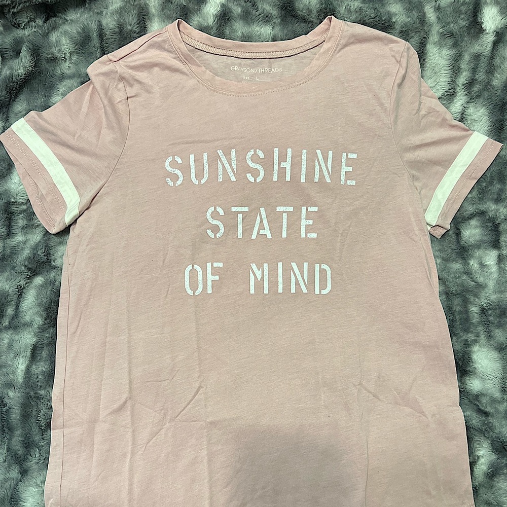 Women’s Graphic Tee
